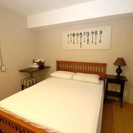 Mr. Lobster'S Secret Den Design Hostel Taipei Exterior foto